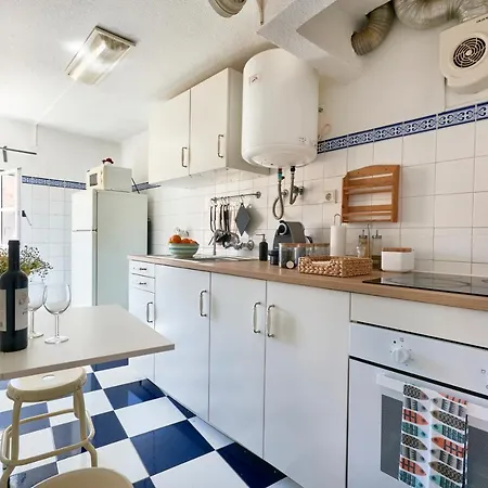 Light Filled Apartment Near Chiado, By Timecooler Lisbon Exterior photo